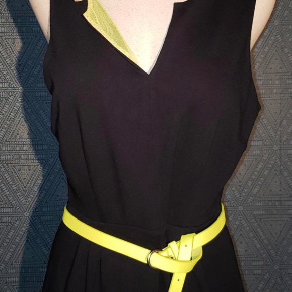 Andrew Marc black dress neon lime lining open back - Picture 3 of 11